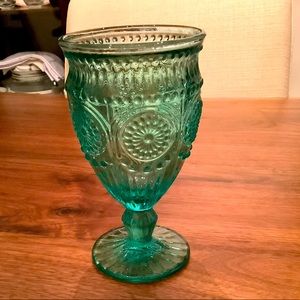 Pioneer woman Adeline-water goblet - 1 - rt 16
